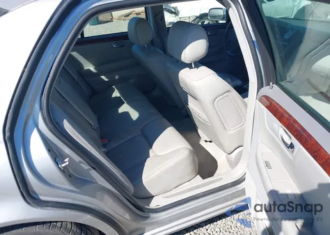 2006 Cadillac Dts Standard z USA, uszkodzony, nr VIN 1G6KD57Y06U101310